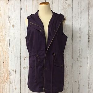 NWOT Zenana Outfitters Sleeveless Hooded Vest